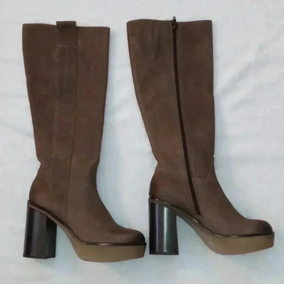 MANAS Leather platform heeled boots - Picture 3 of 11